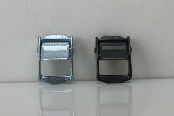 אבזם מתיחה 25 ממ יציקה צביעה אפוקסי שחור או גלוון