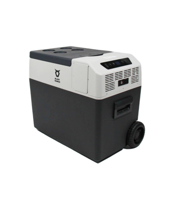 מקרר נייד לרכבBlack Taurus Fridge Classic 40L